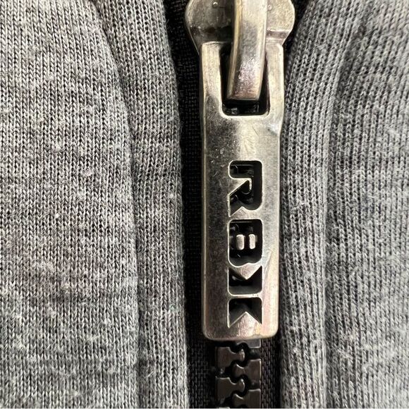 Reebok-RBX Tempo Scuba Bomber Women’s
Jacket Size Medium Grey/Black - Picture 5 of 12